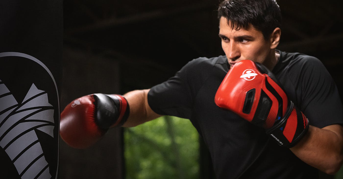 T3D Boxing Gloves as boxing gear to outmaneuver the toughest of competition