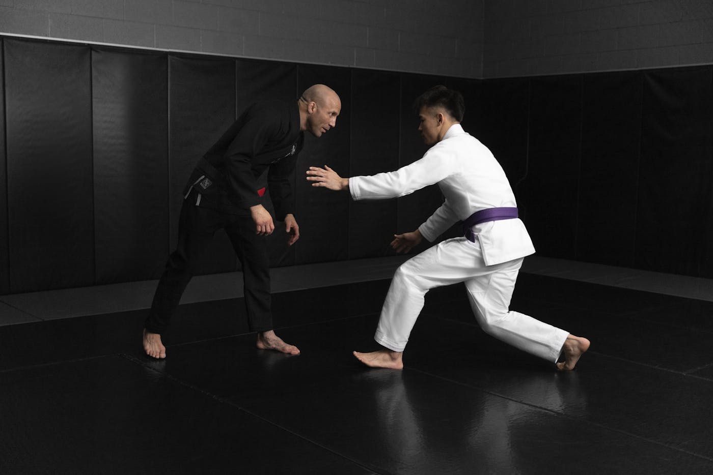 Judo vs Jiu Jitsu: Training Philosophy & Technique Comparison
