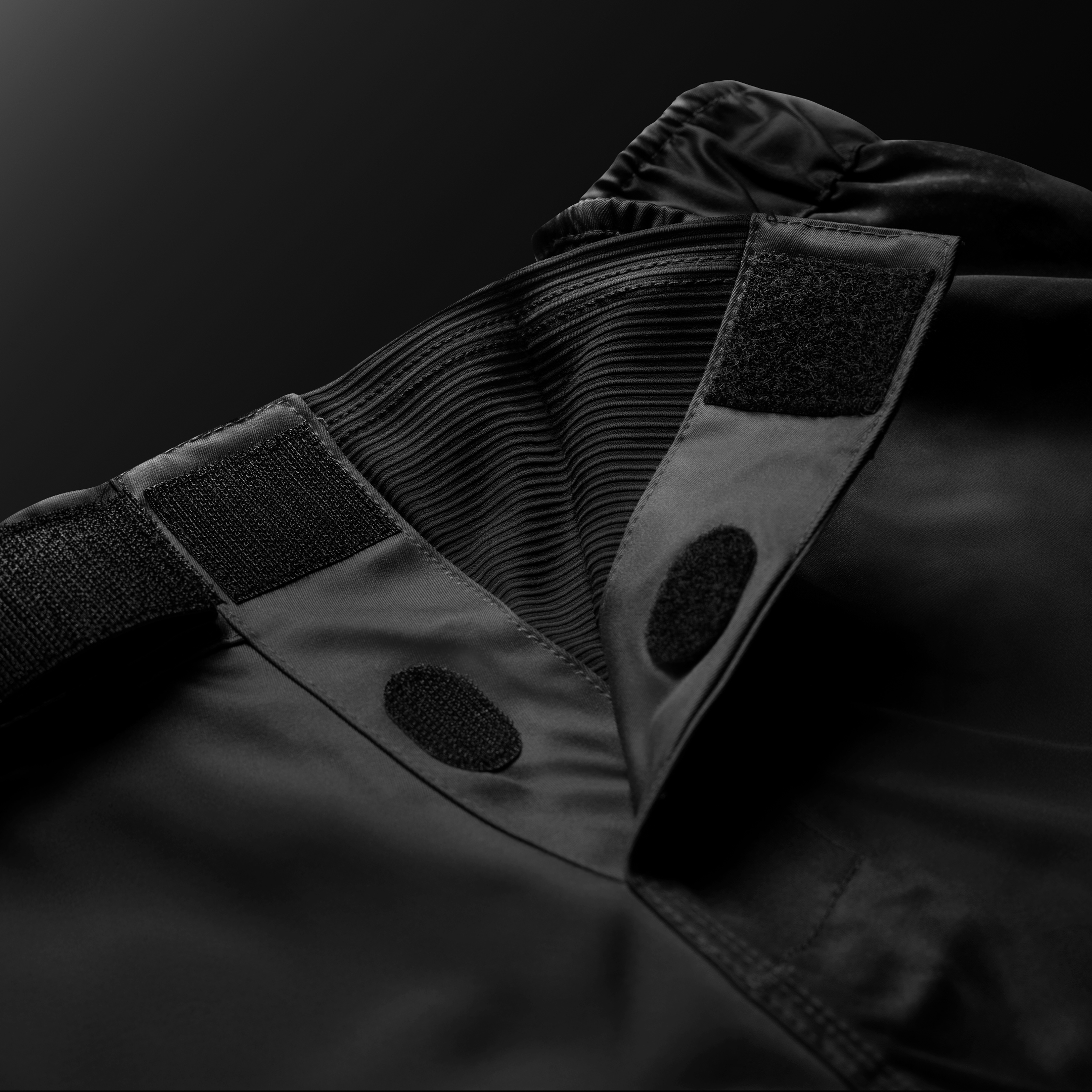 Hayabusa Men's Apex Mid-Thigh Shorts | BJJ & MMA Gear • Hayabusa