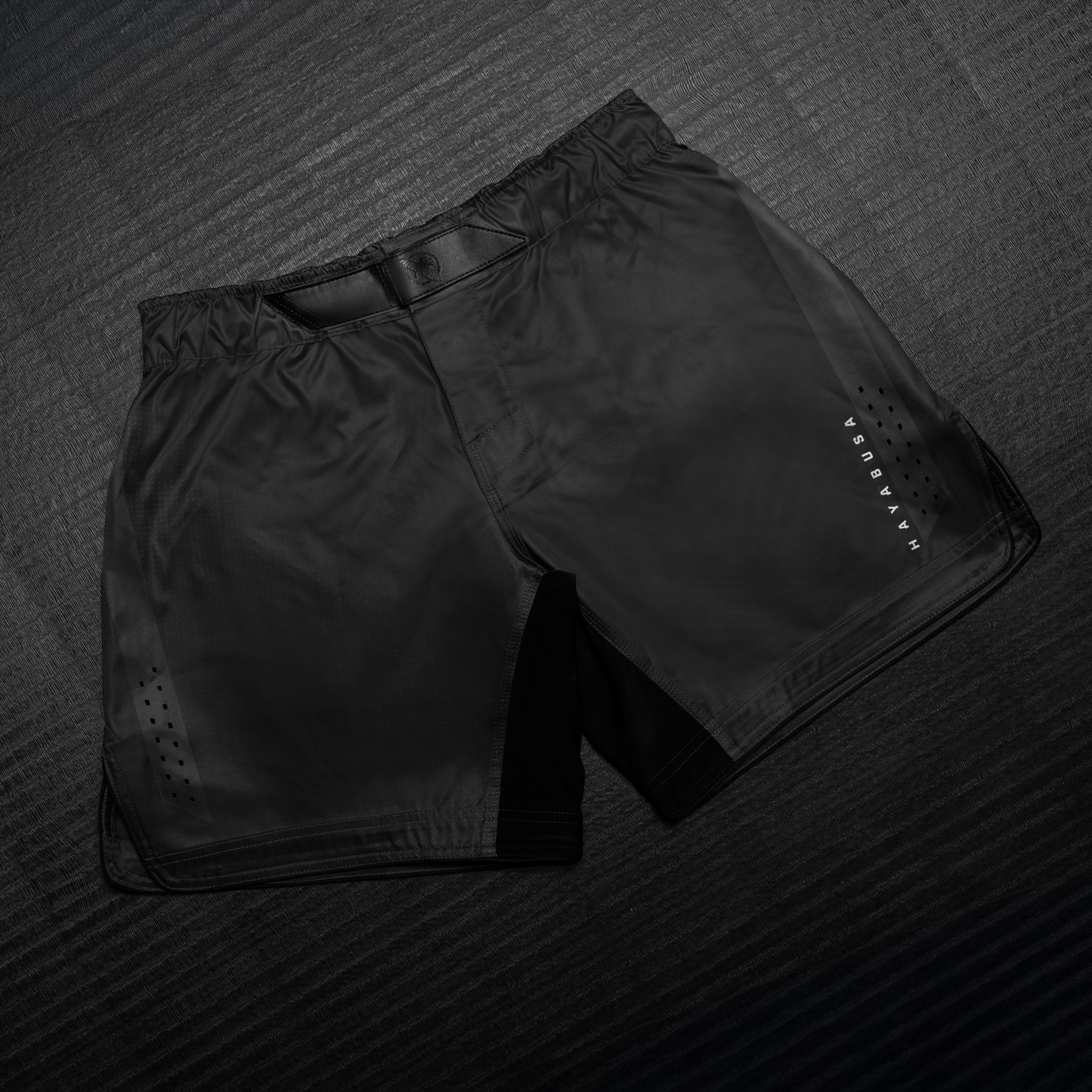 ボクシング BTB CROSS COMBAT SHORTS XL Hayabusa Men's Core Mid-Thigh Shorts | Durable MMA & BJJ