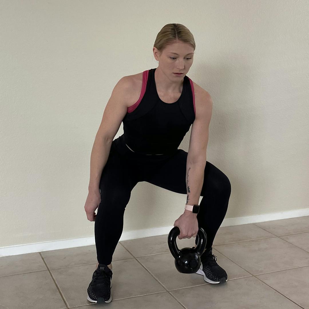 Ashlee Coffey is very strategic when it comes to knocking out her at home workout. She doesn’t just jump into an exercise session from memory. She has everything planned in advance.