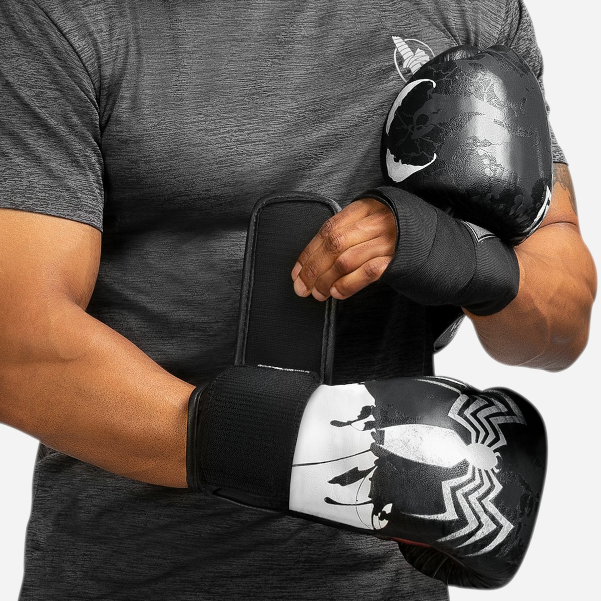 Hayabusa top punisher gloves