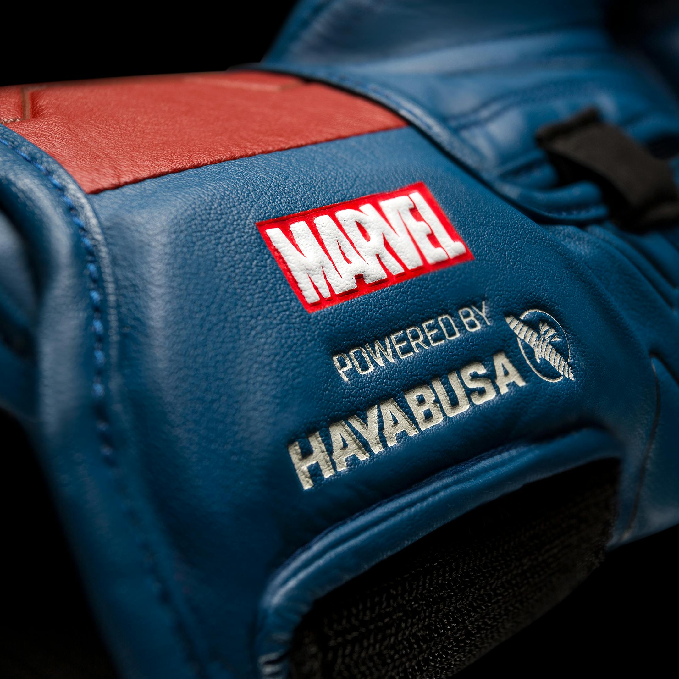 Hayabusa Captain Marvel Boxing Gloves - Picture 10 of 10