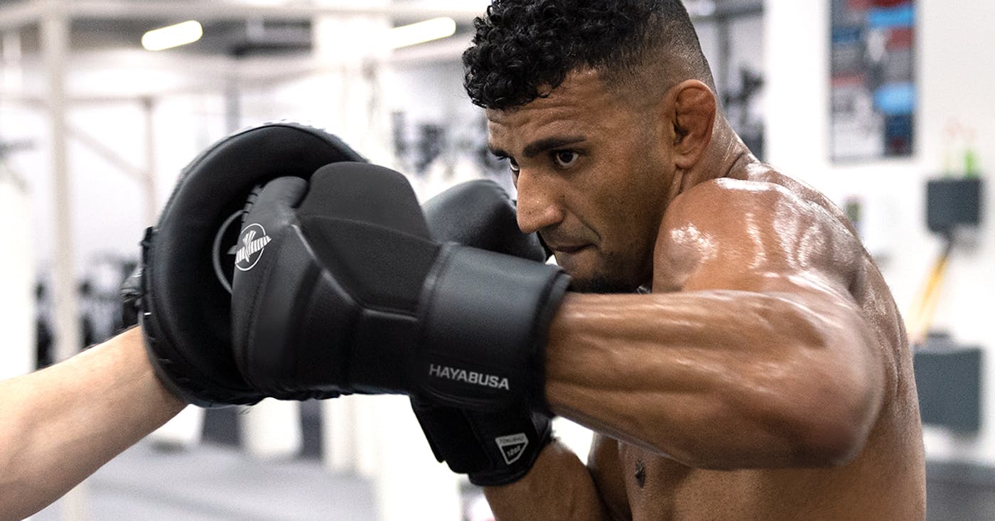 Best Ways to maintain your Boxing Gloves Fresh and Clean