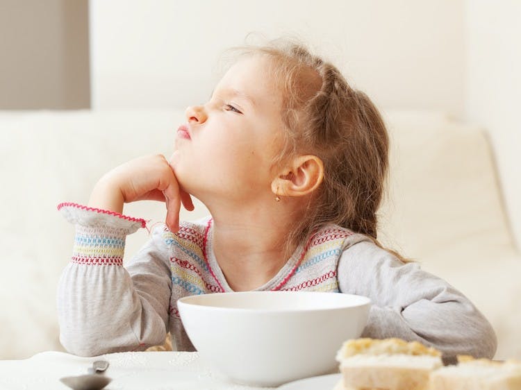 6 makkelijke manieren om je kind meer en groenten laten eten | Goed Gevoel