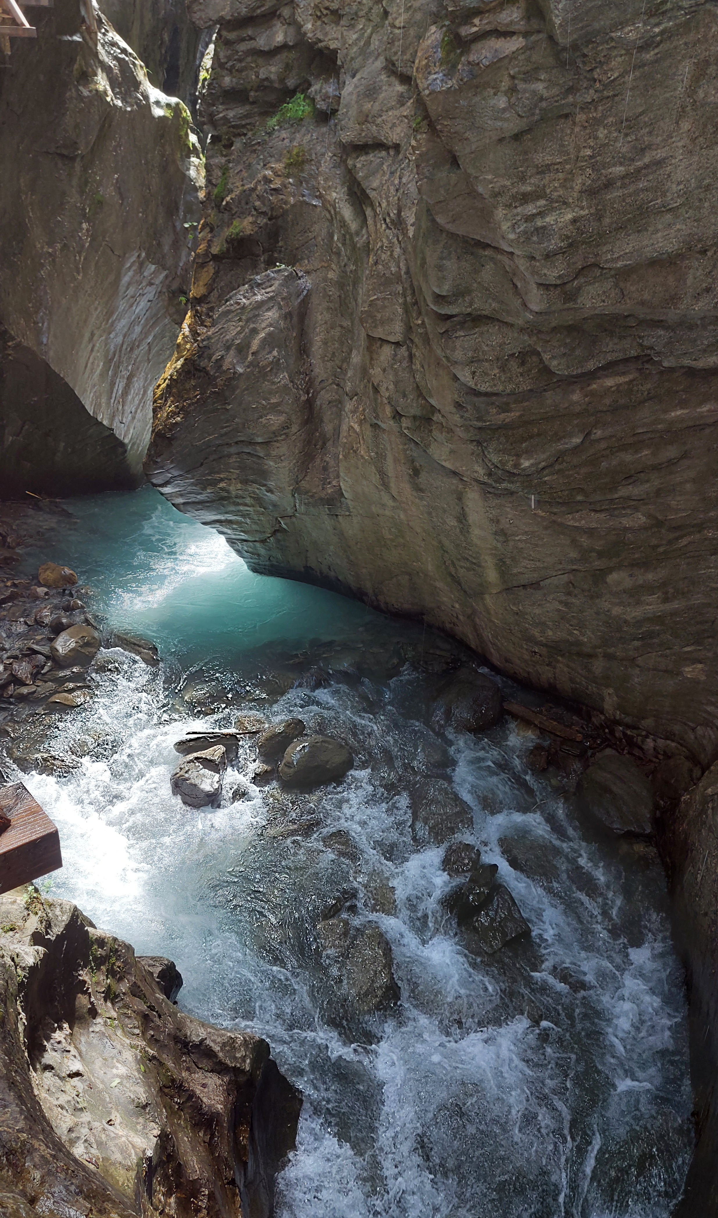 Hintergrundbild einer Meereshöhle.