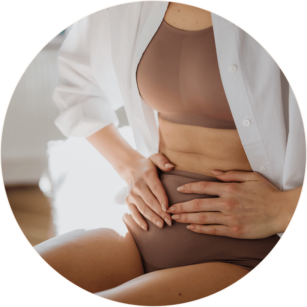 Kobieta z bólem brzucha