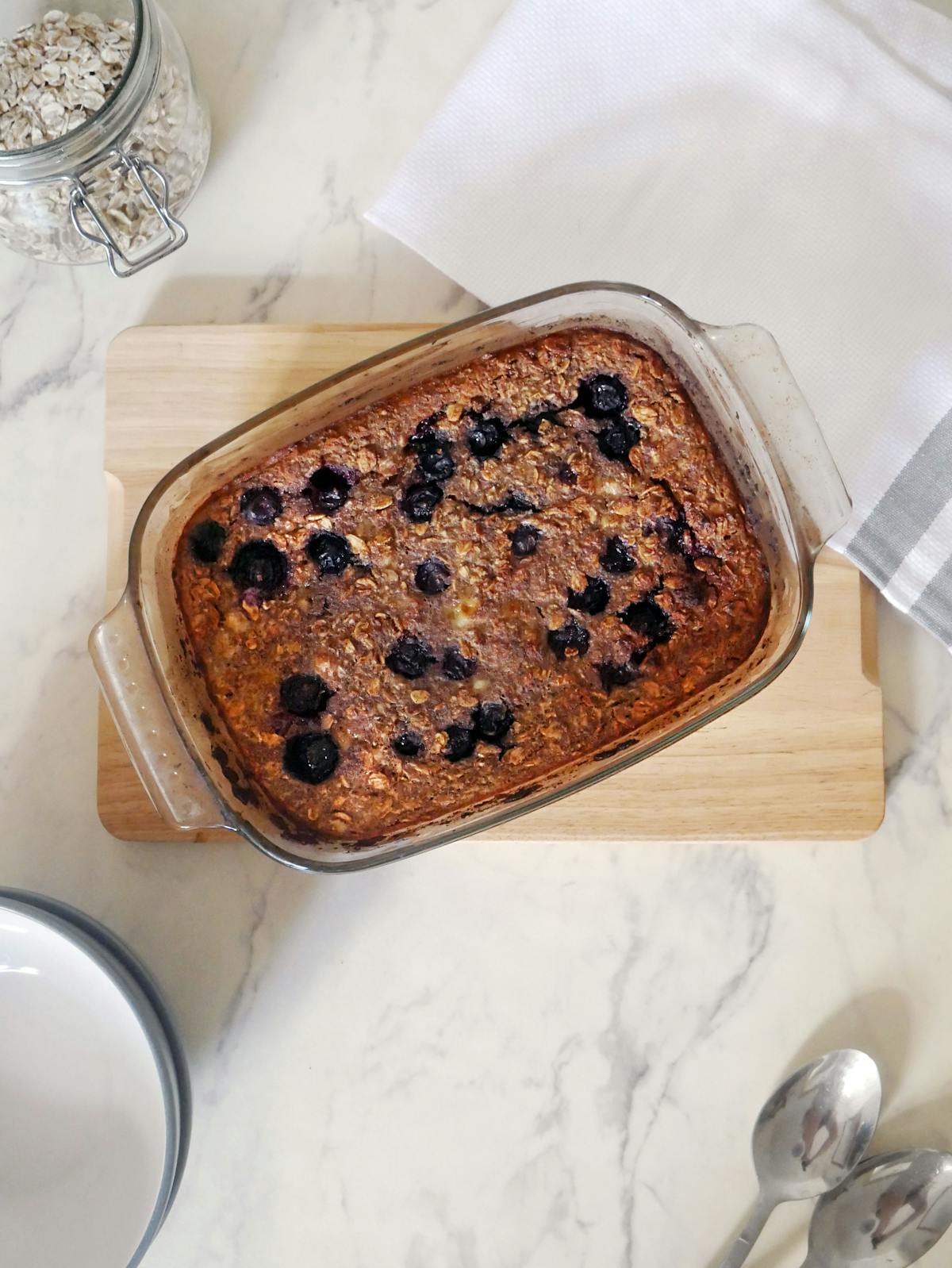 Baked Banana & Blueberry Oats