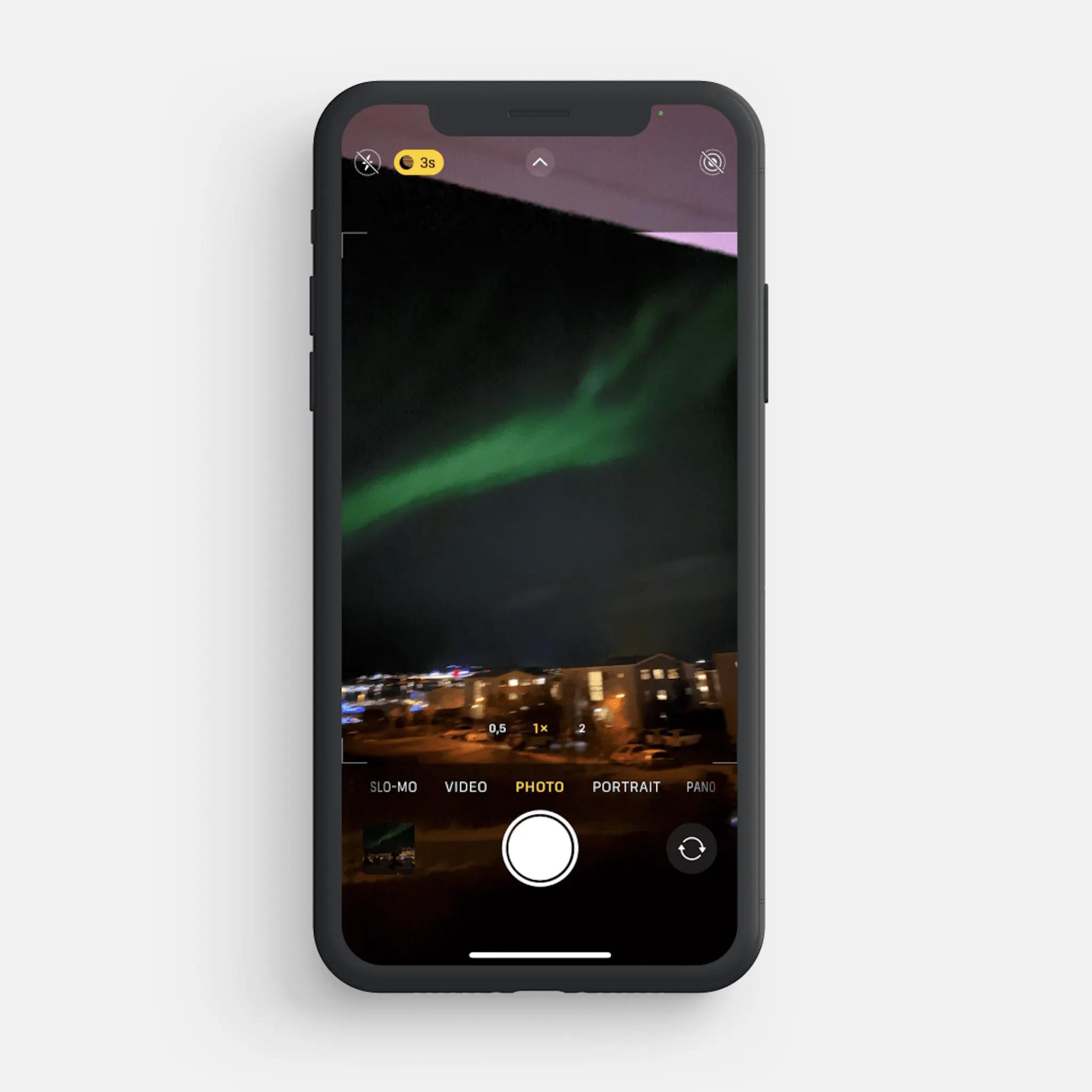 Open the Camera app in your phone and start recording the Aurora.