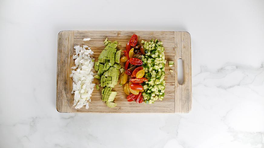 Κινόα με bio κοτόπουλο, τοματίνια, αβοκάντο και ρικότα: Βήμα 