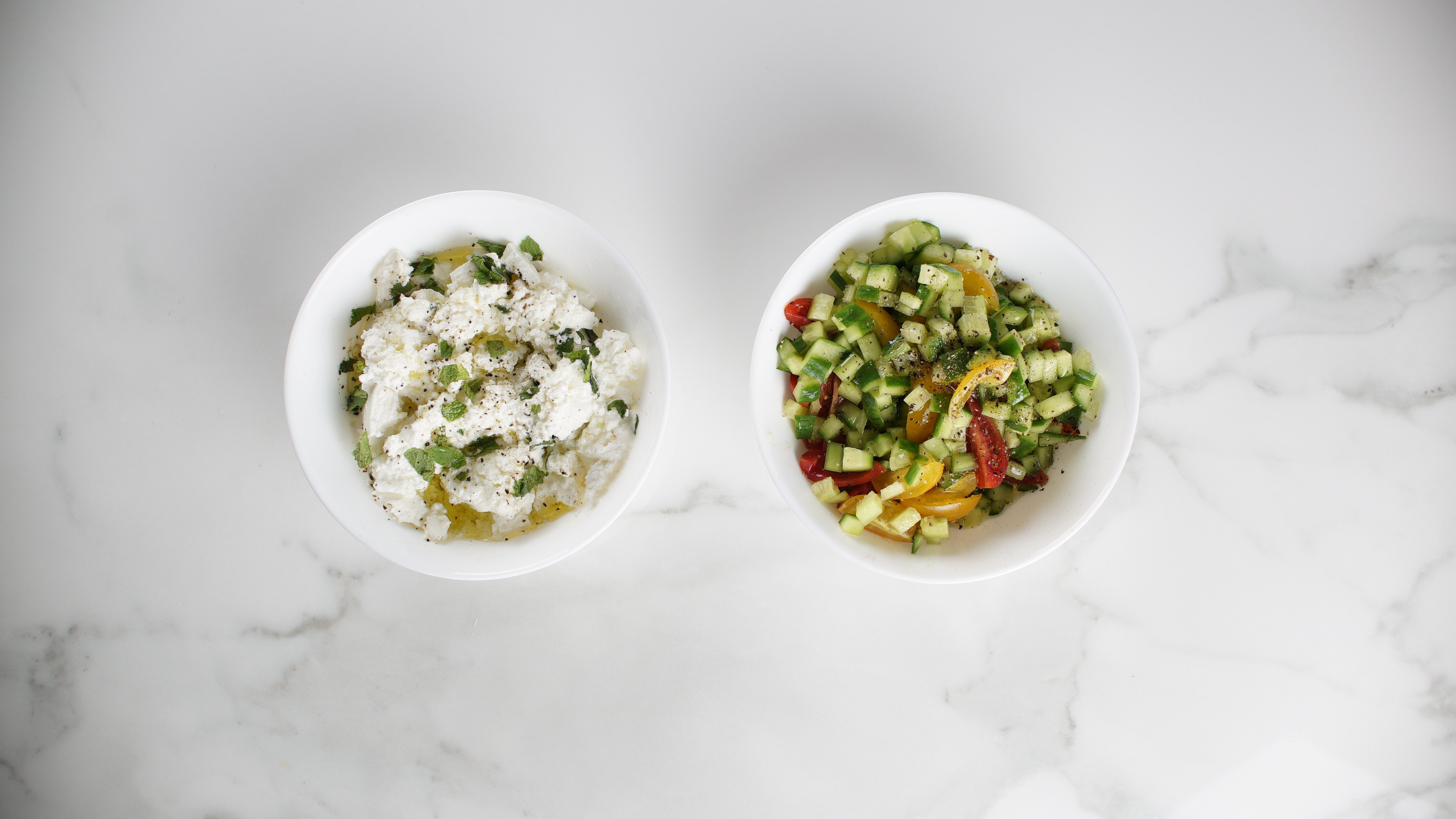 Κινόα με bio κοτόπουλο, τοματίνια, αβοκάντο και ρικότα: Βήμα 4