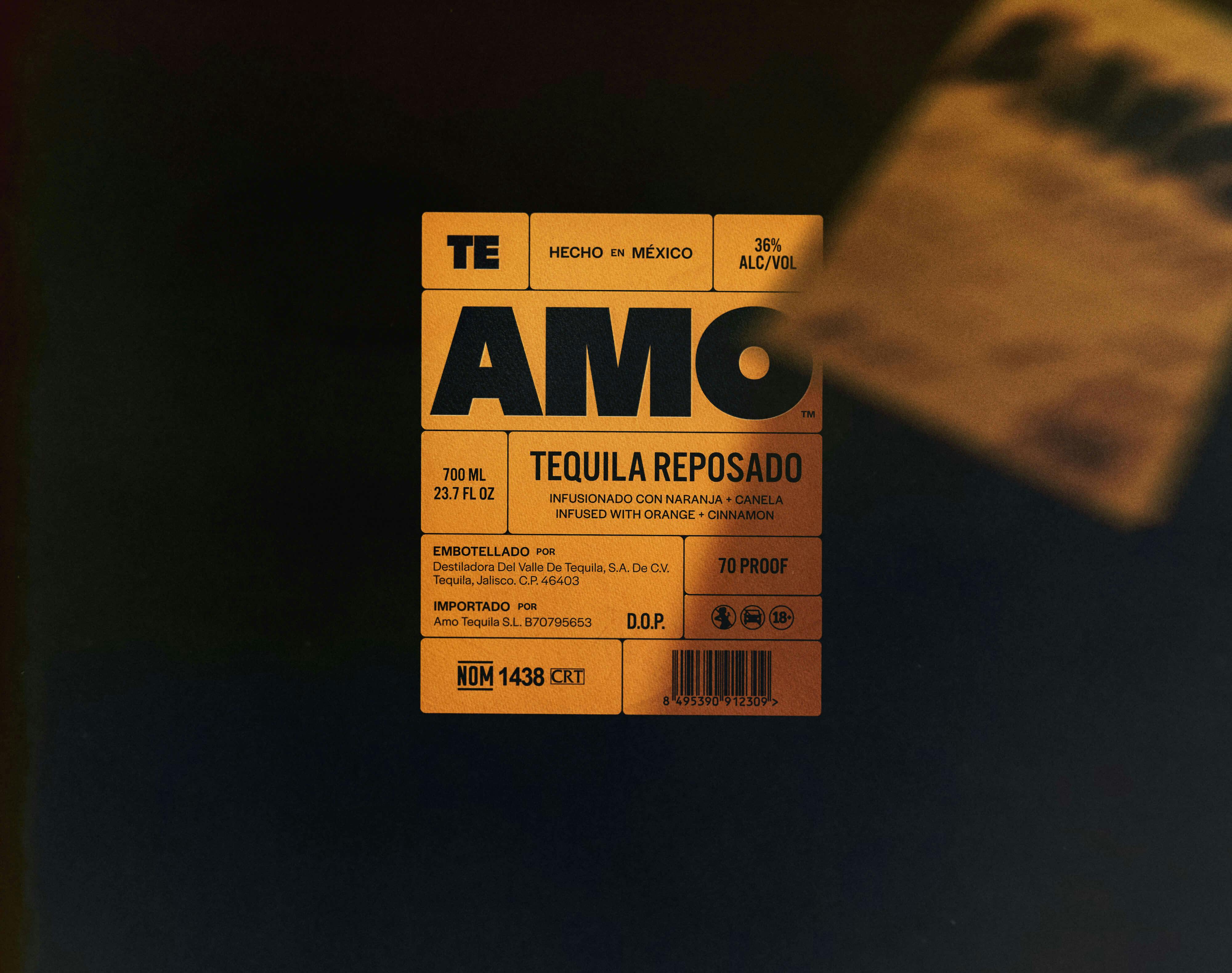 A flat label for TE AMO tequila