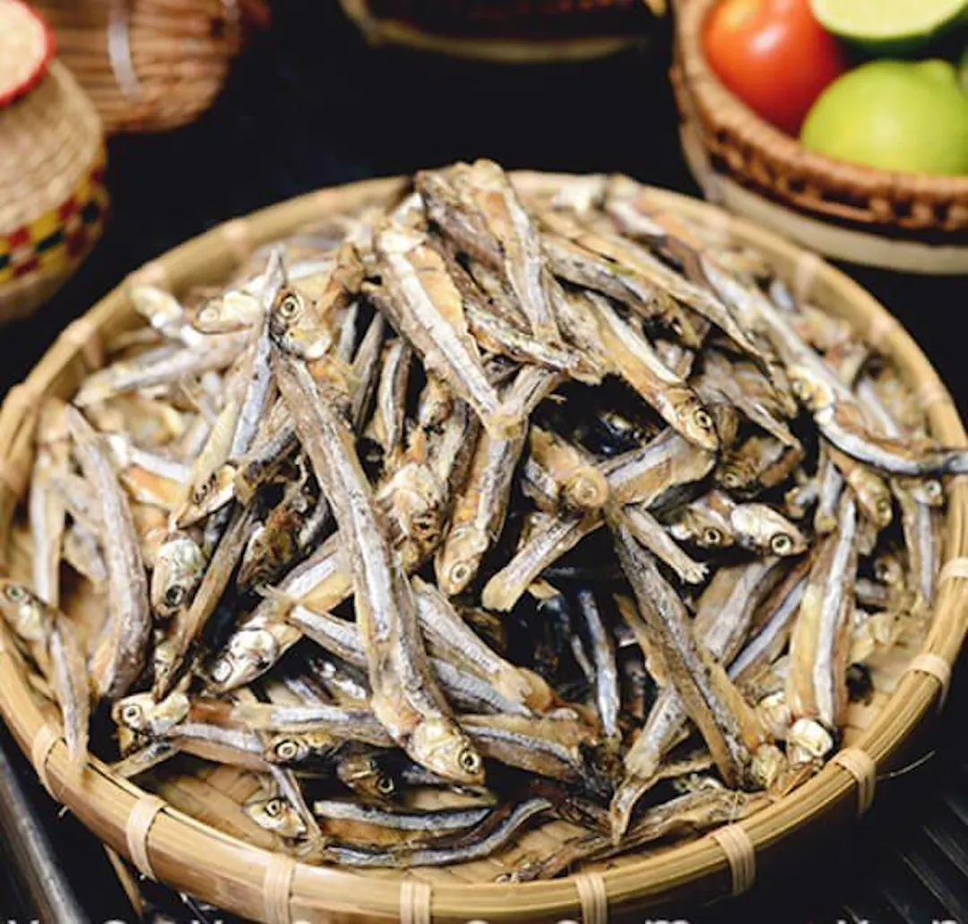 Tại sao Khô cá cơm sọc đen lại được các tín đồ ẩm thực săn đón?