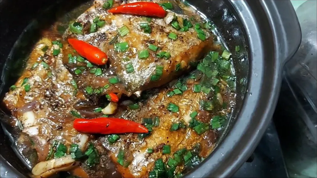 Khô cá hố kho sả ớt / kho tiêu xanh