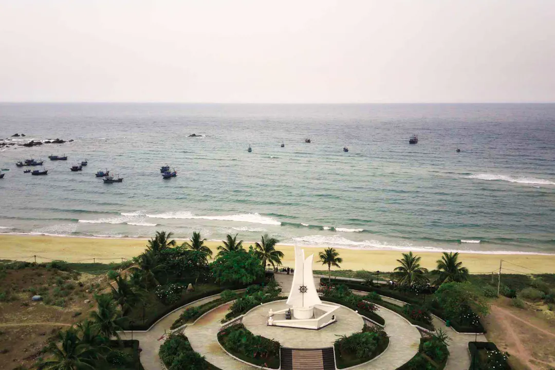 Hình ảnh - Lộ Diêu, Hoài Mỹ