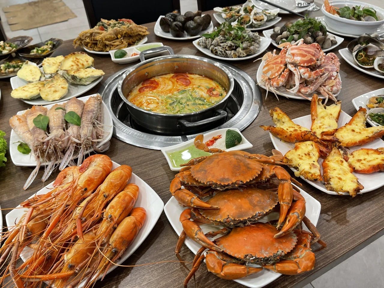 Điểm Qua Những Món Hải Sản Tươi Ngon Nhất Ở Hoài Nhơn