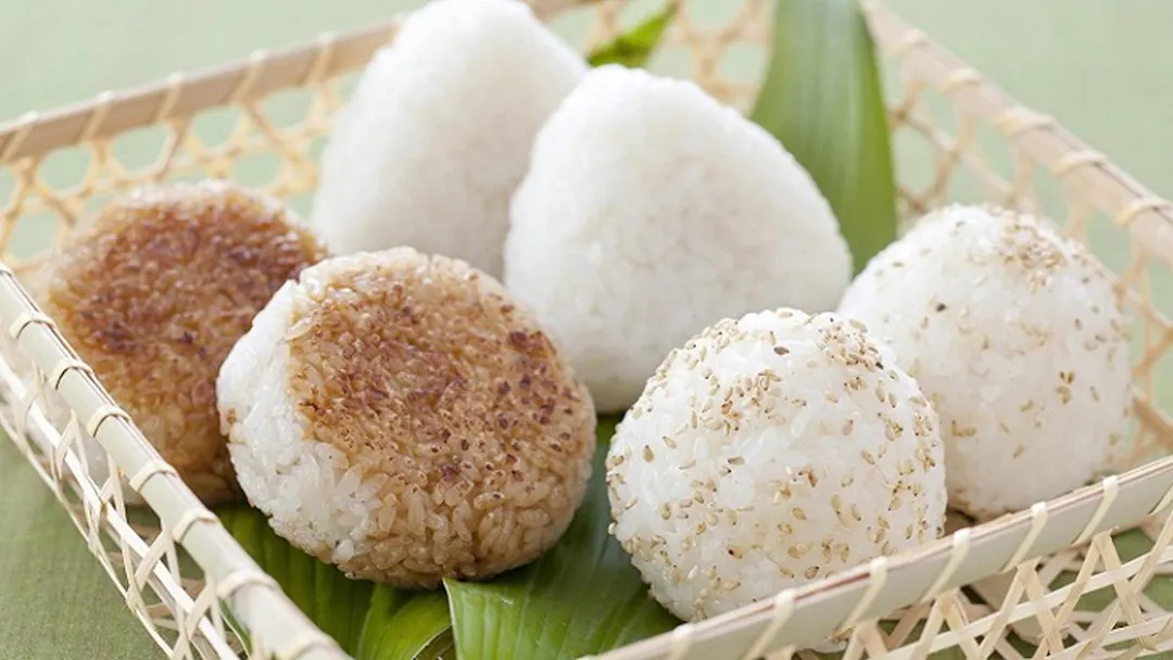 Hình ảnh - Cơm nắm lá dừa