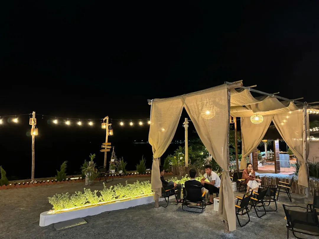 Không gian và Concept decor của Orimi Coffee