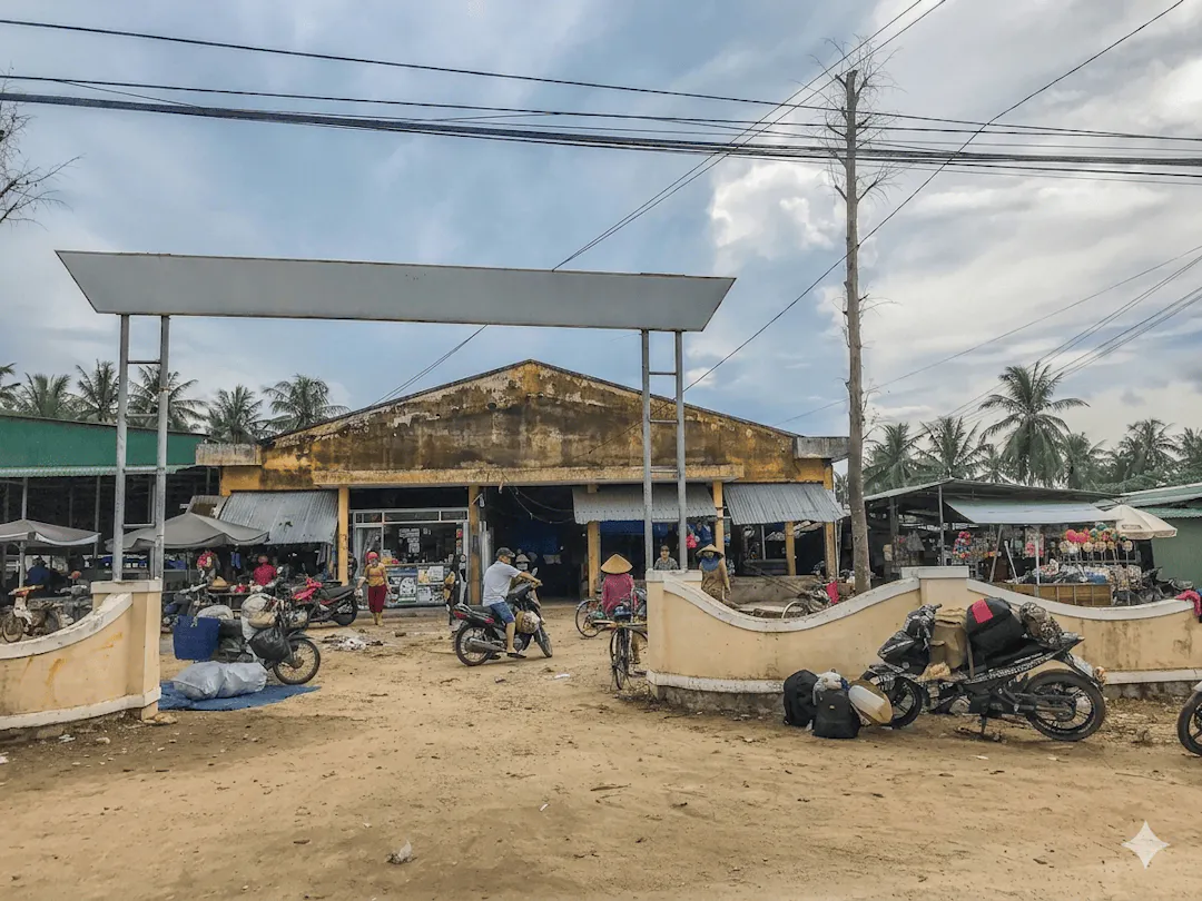 Chợ quê – chợ Hoài Sơn, xã Hoài Sơn
