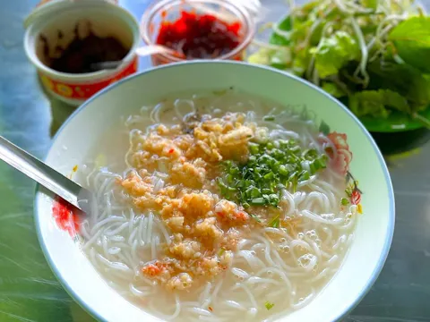 Bún Tôm