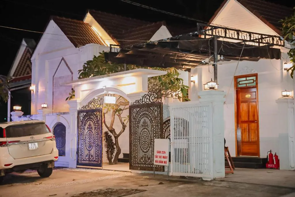 Khách Sạn Lavender Tân Thành