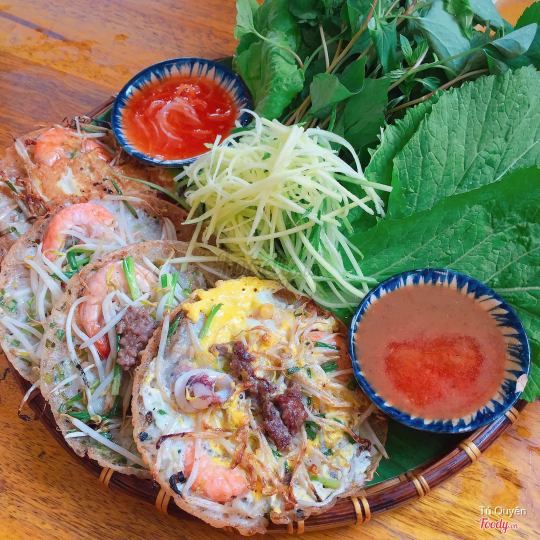 Cách Làm Bánh Xèo Chuẩn Vị Miền Trung