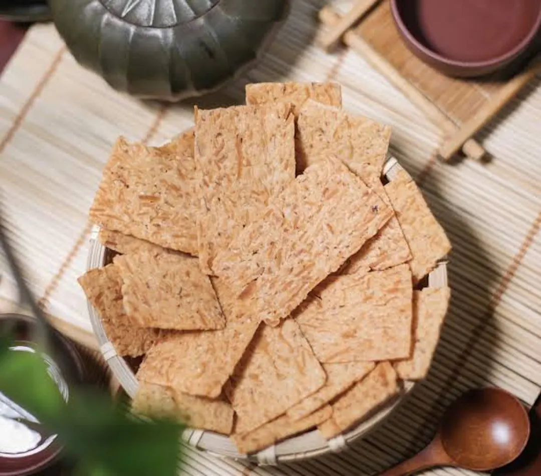 Những mẻ bánh đầu tiên thấm đẫm mồ hôi và những lời chê bai