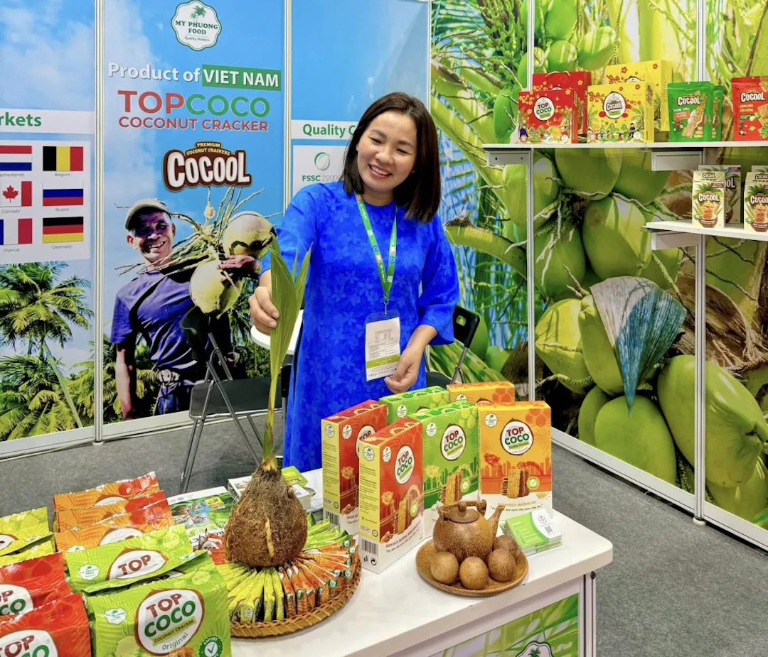 Nỗi trăn trở của người con xứ nẫu bên rặng dừa quê hương