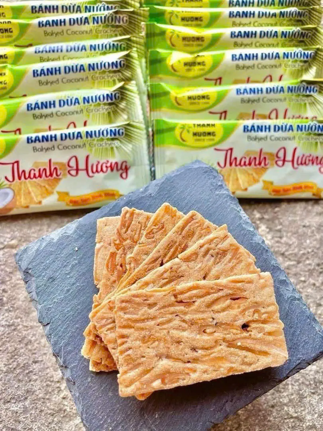 Lạc giữa ma trận bánh dừa nướng công nghiệp