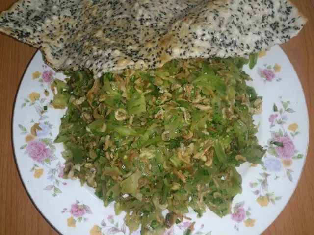 Gỏi ruốc cà chua xanh Bình Định
