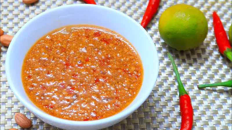 Nước chấm đậu phộng sánh đặc