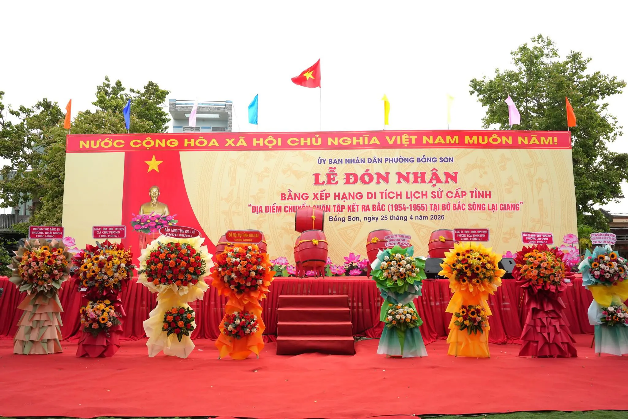 Bồng Sơn đón nhận Bằng di tích lịch sử cấp tỉnh bờ Bắc sông Lại Giang