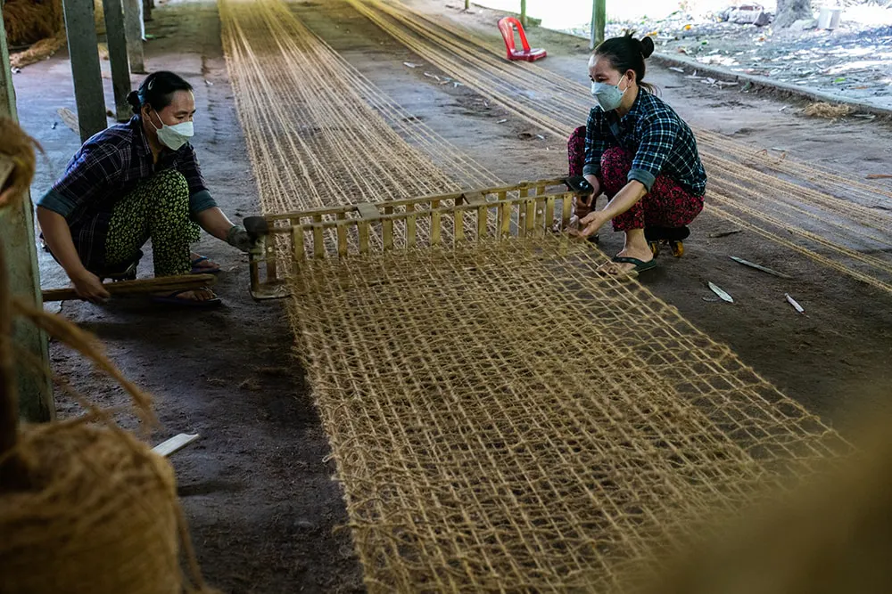 Khám Phá Làng Nghề Làm Thảm Xơ Dừa Tam Quan Hoài Nhơn