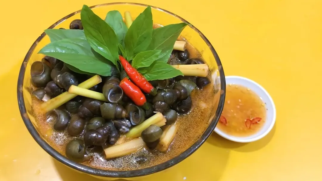 Ốc hút Hoài Nhơn, Bình Định: Đậm đà vị sả ớt