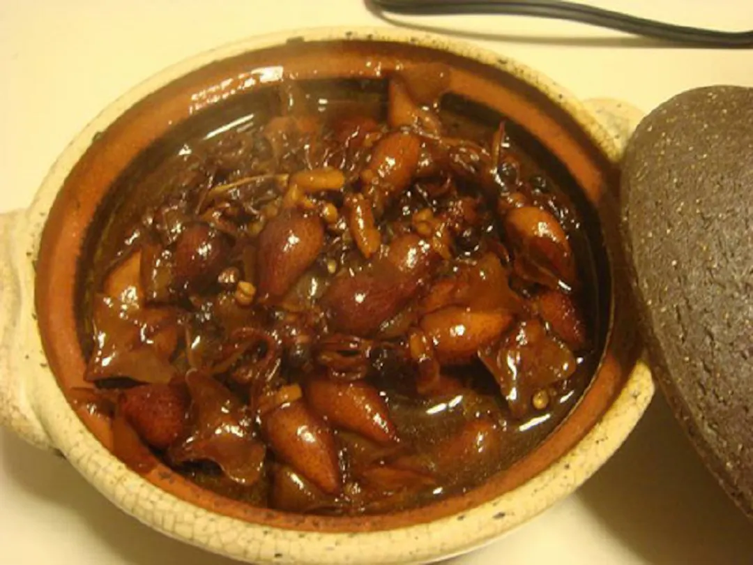 Mắm mực kho thịt ba rọi
