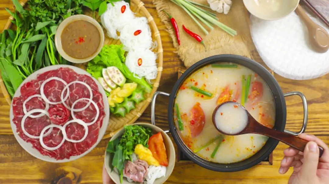 Bò nhúng giấm/Bò nhúng me chấm mắm nêm cá cơm