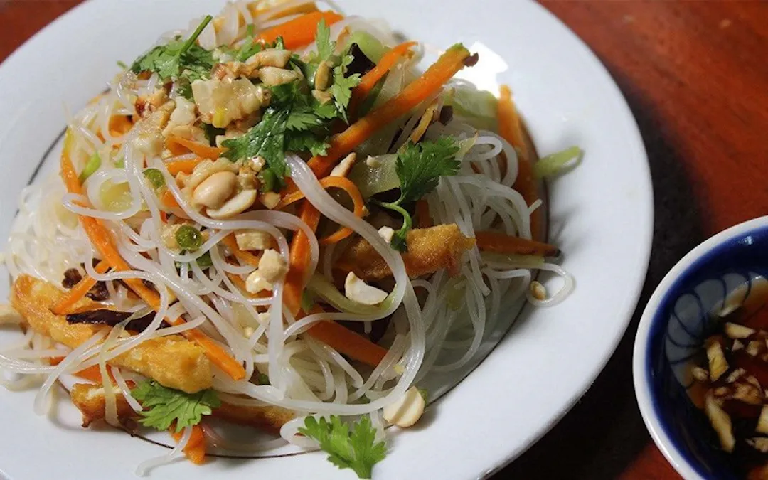 Bún số 8 xào hải sản/thịt bò