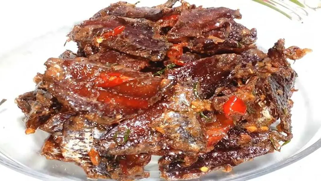 Khô cá chỉ vàng sốt chua ngọt