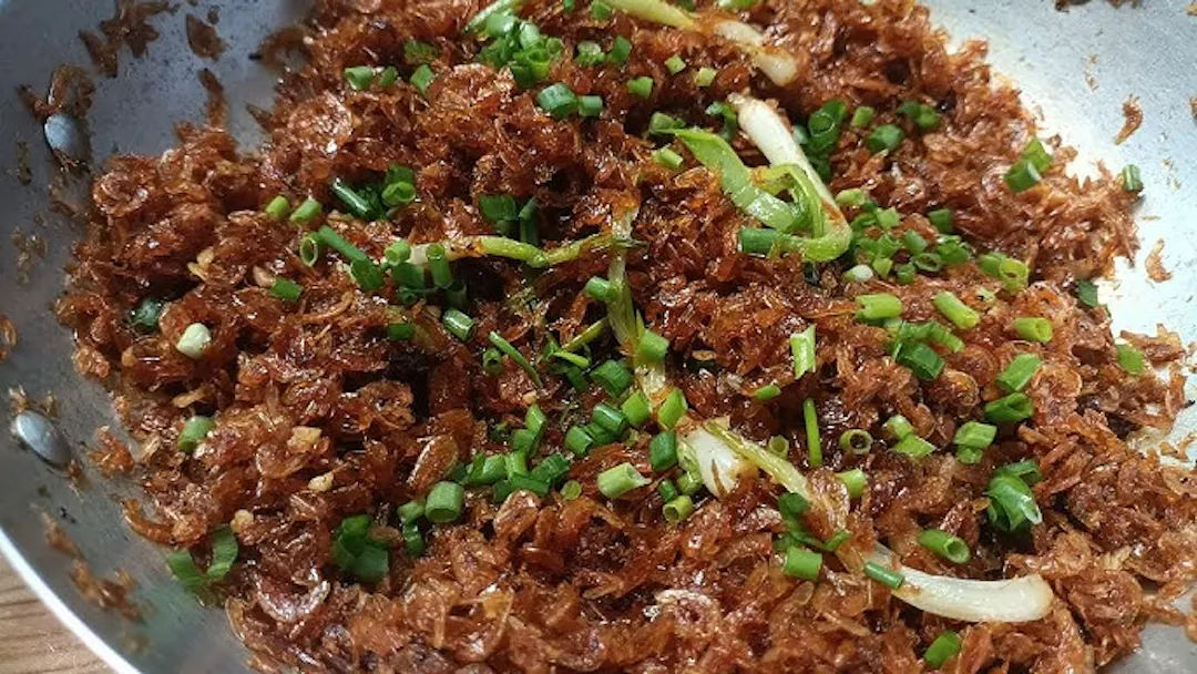 Ruốt khô Bình Định rim chua ngọt