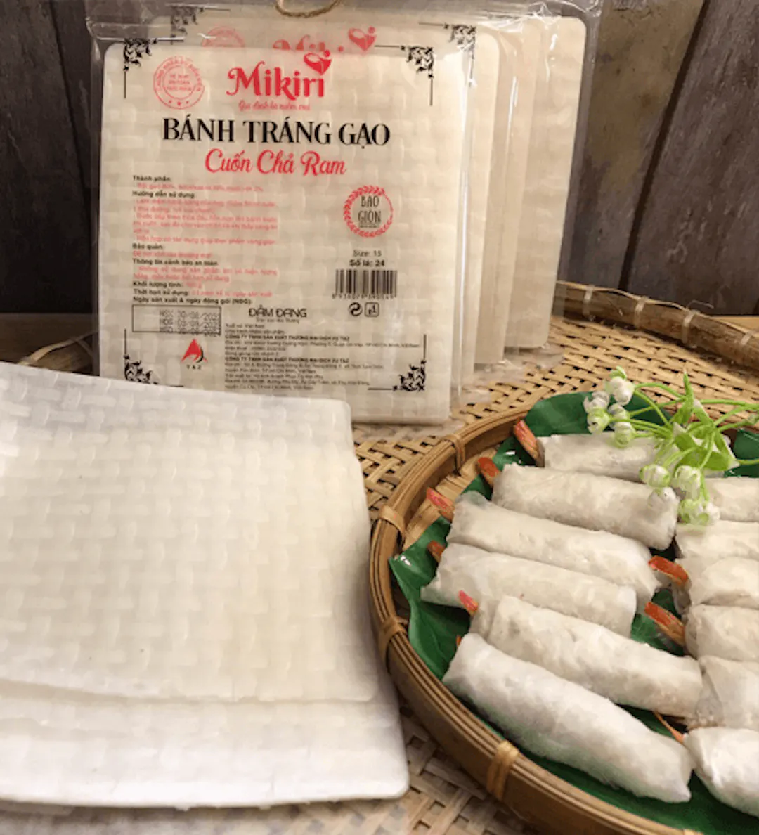 Bánh tráng mỏng cuốn chả ram Quy Nhơn