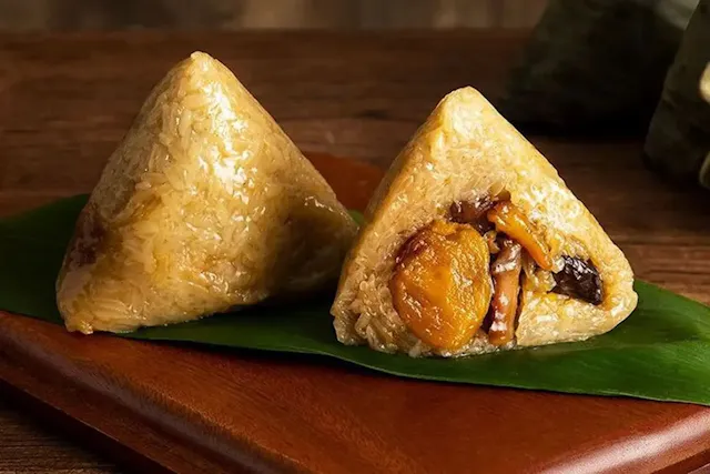 Bánh Ú Tro Nhân Thịt