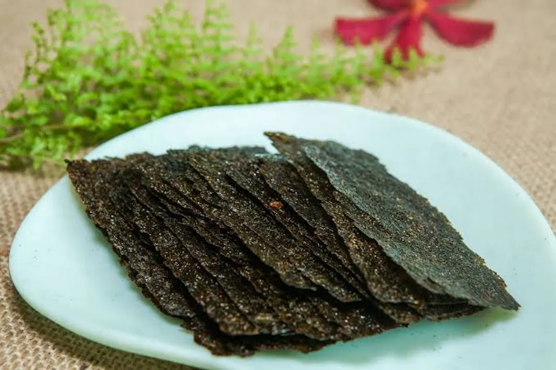 Rong Biển Khô Làm Gì Ngon? Top 5+ Món Ăn Bổ Dưỡng, Thanh Mát