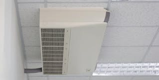 Ceiling-Mounted Air Conditioner