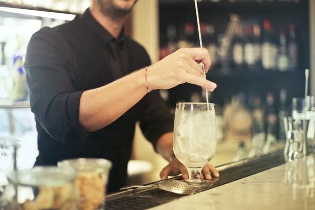 Tips merekrut bartender 