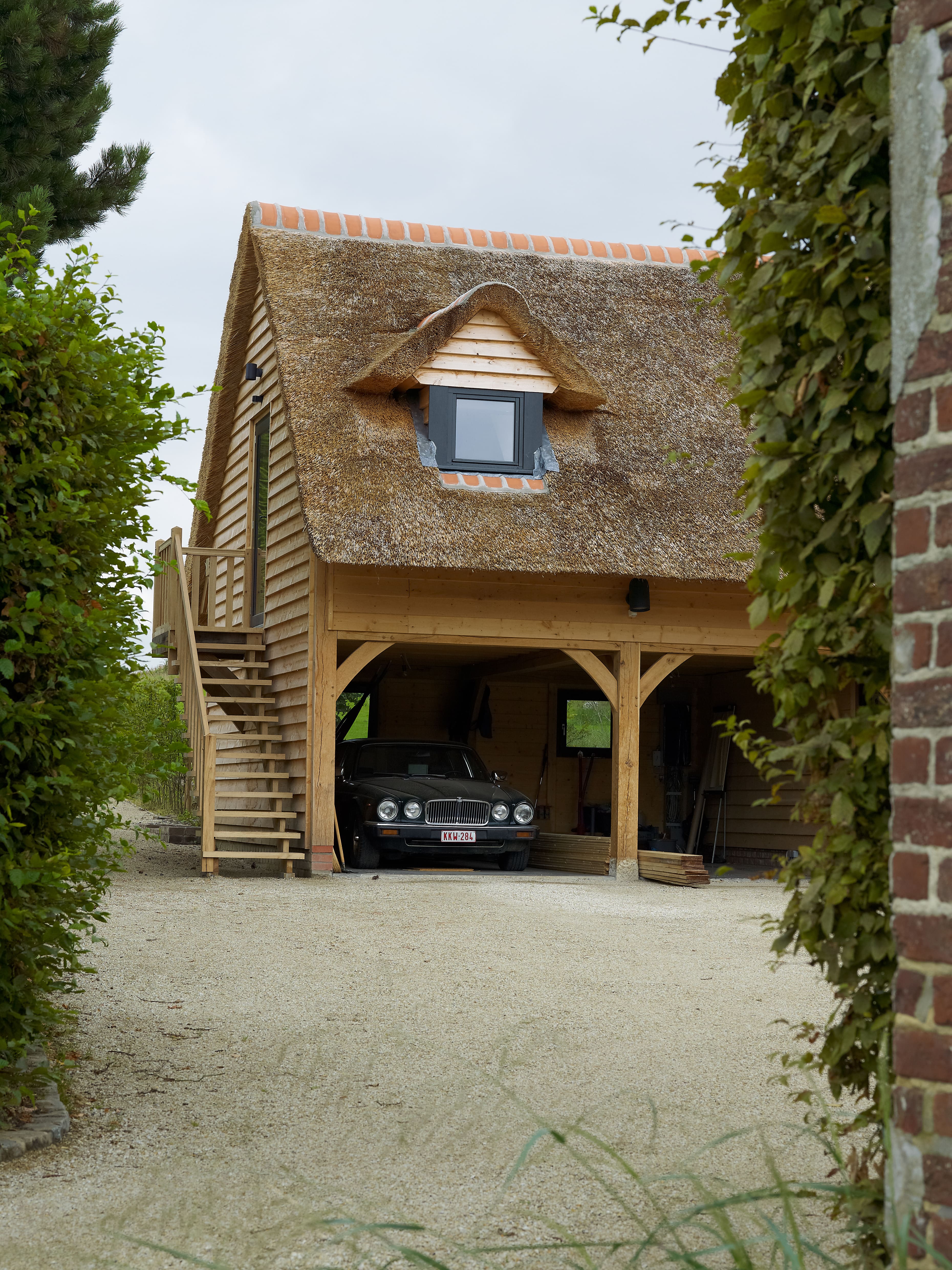 Eikenhouten carport