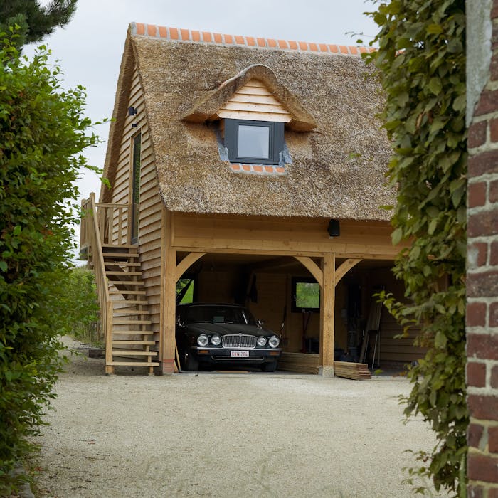 Eikenhouten carport