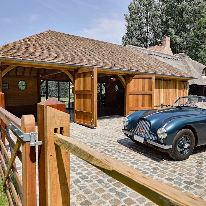 Eikenhouten garage en carport