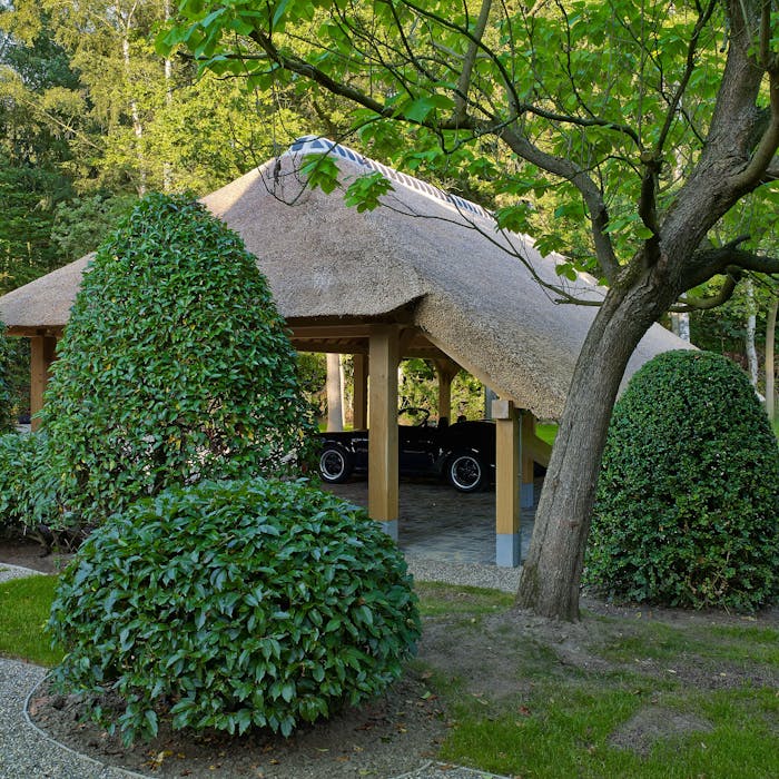 Dubbele eikenhouten carport twee wagens
