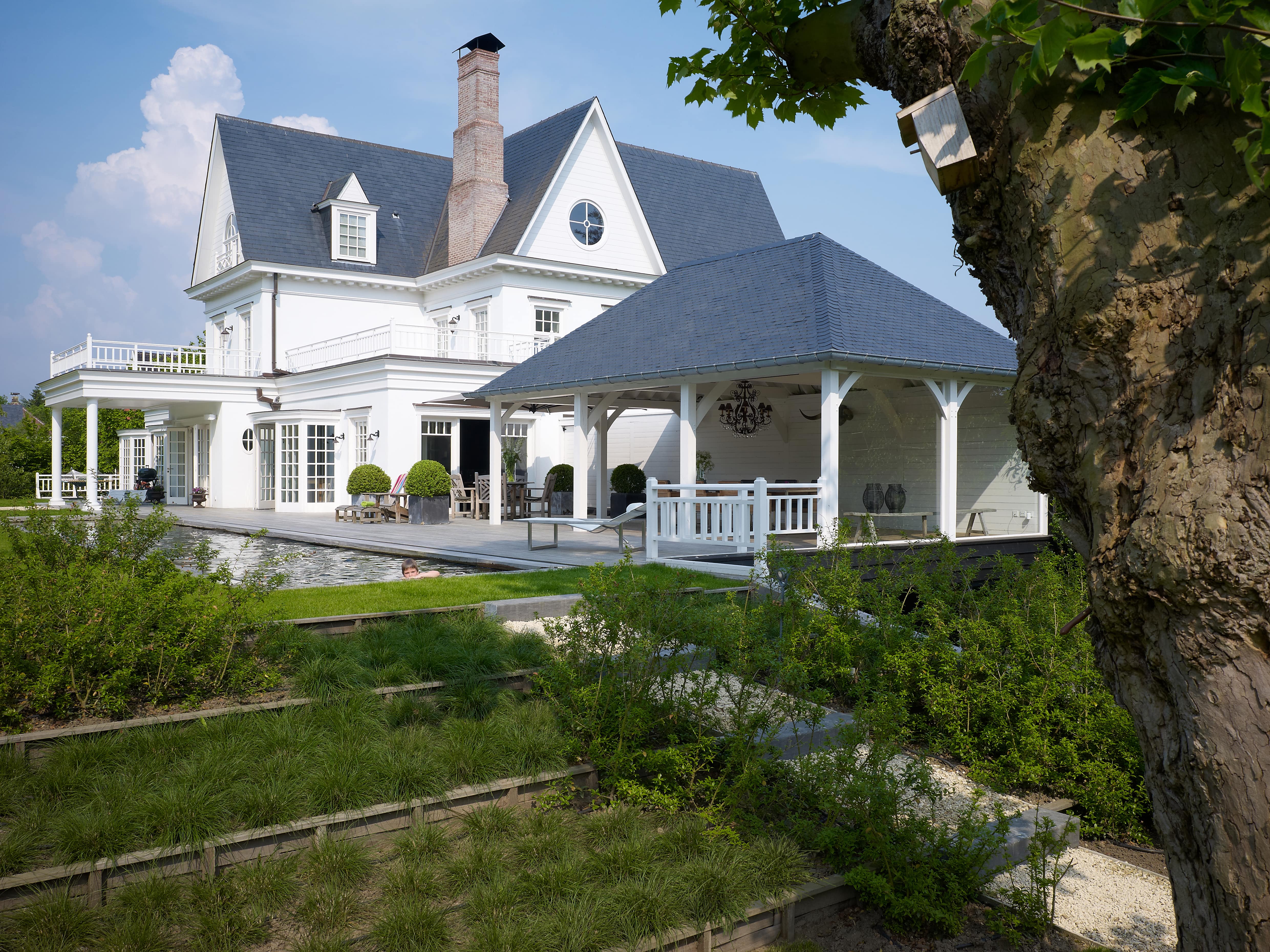 Overdekt terras van eikenhout