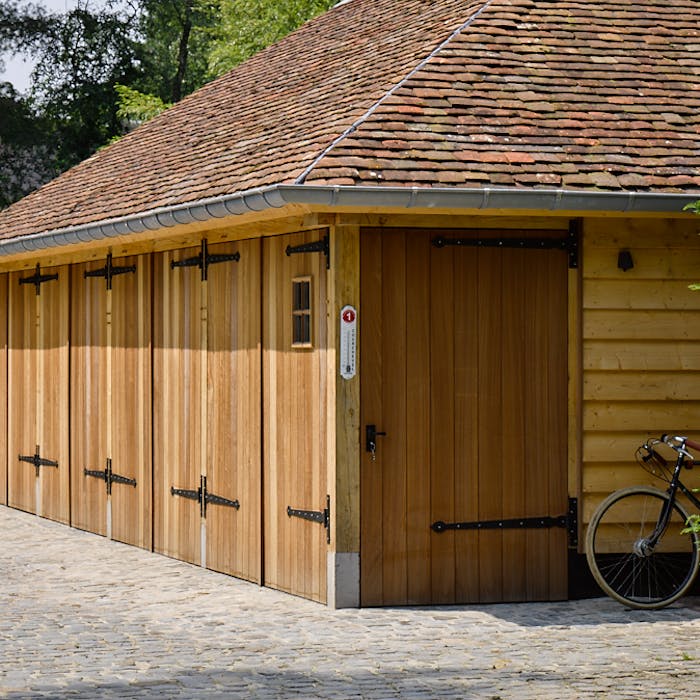 Eikenhouten garage